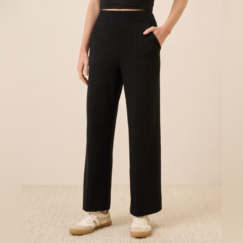 Pact Organic Airplane Pintuck Wide Leg Pant—Size Large (29” Length)